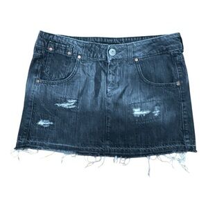 Guess mini skirt